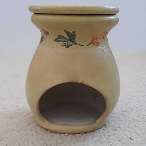 Lang Melting Pot Ceramic Wax Melter/Tart Warmer Iris Bouquet - 2 pieces - Picture 2 of 9